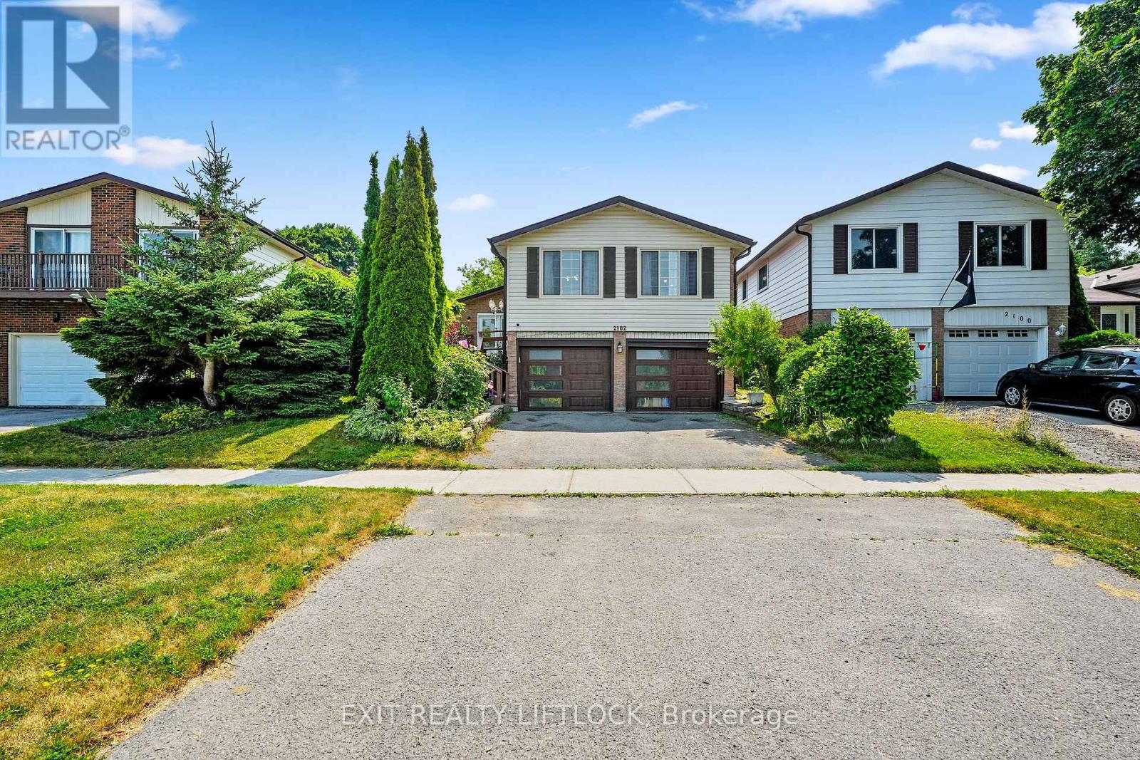 2102 Walker Ave, Peterborough, ON K9L 1S1