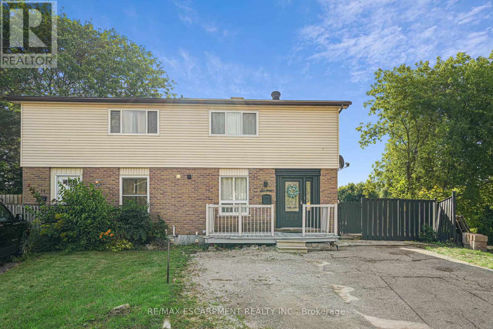 16 Campbell Ct, Halton Hills, ON L7J 2V1