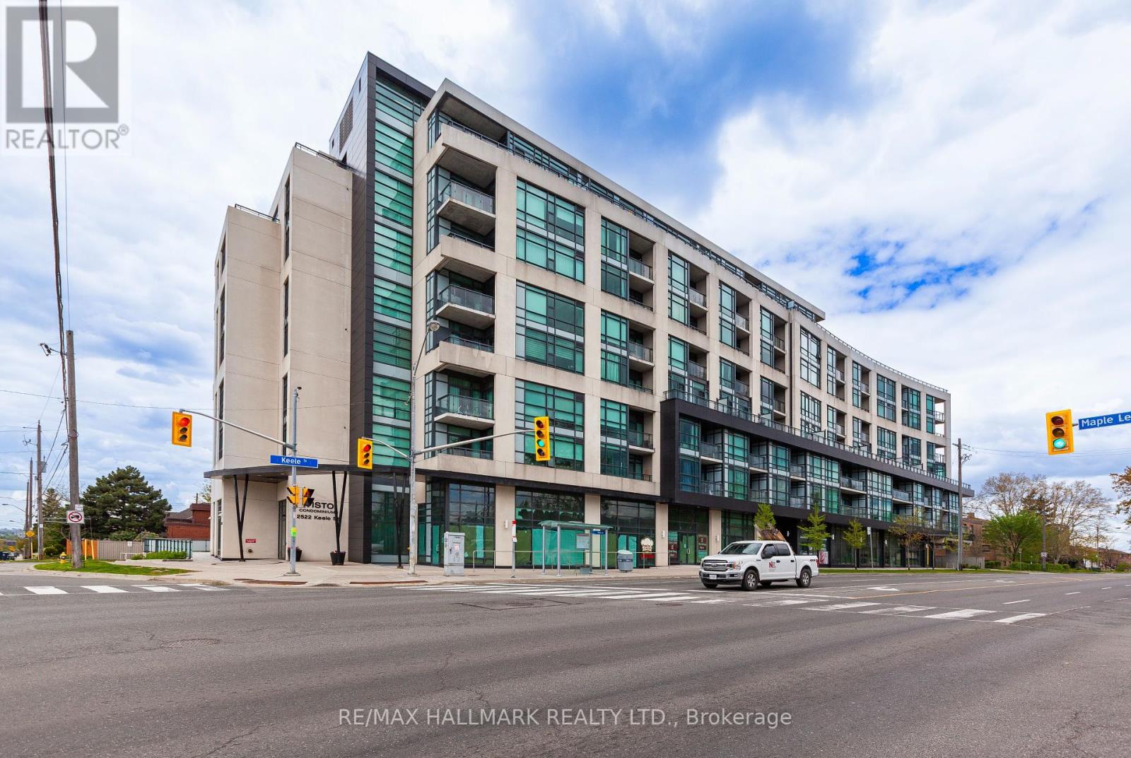 510 2522 Keele St, Toronto Maple Leaf, ON M6L 2N8 MLS W9012481