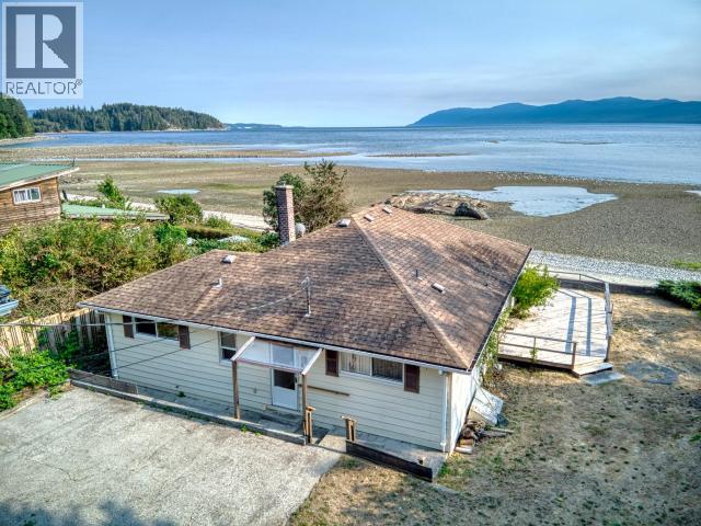 11373 Stustus Rd, Powell River, BC V8A 0M2