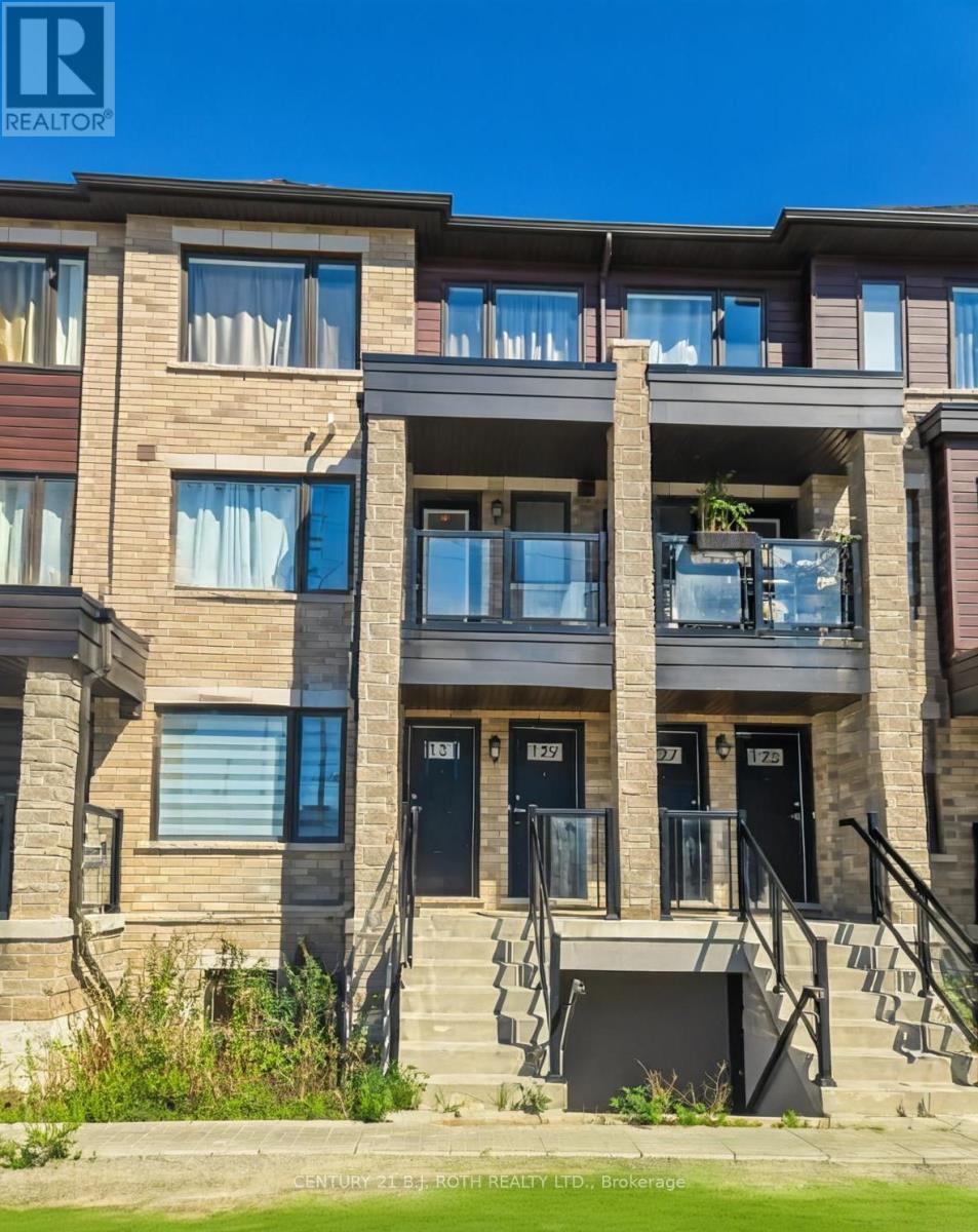 131 Appletree Ln, Barrie, ON L9J 0N9