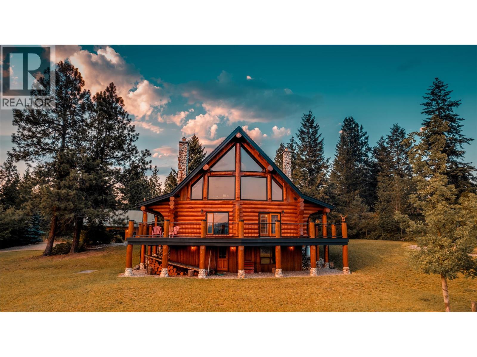 20 Valeview Rd, Lumby, BC V0E 2G1