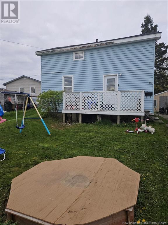 15 Hockey St, Saint John, NB E2J 2M3