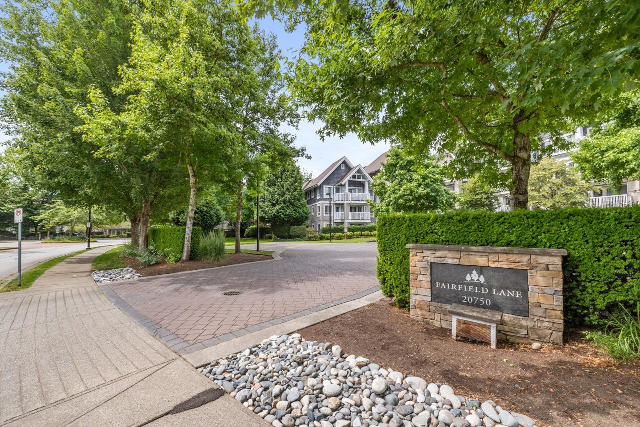 20750 Duncan Way Unit 216, Langley, BC V3A 9J6
