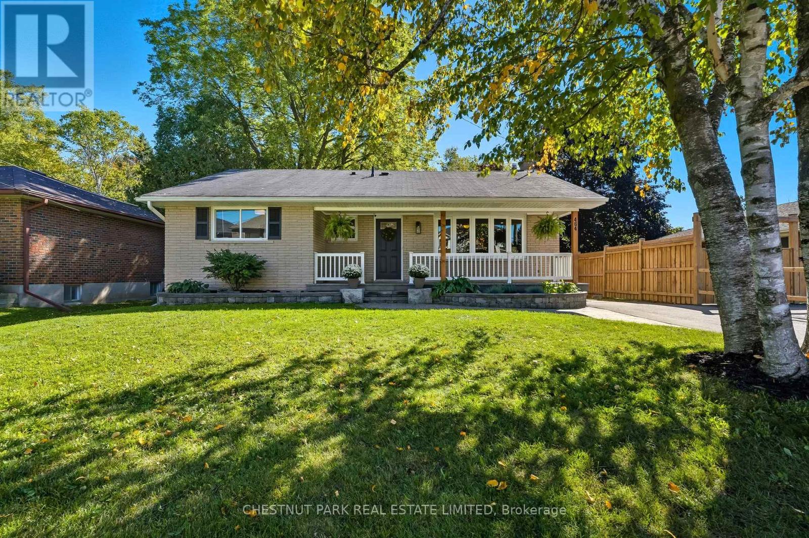 464 Balsam St, Scugog, ON L9L 1M6
