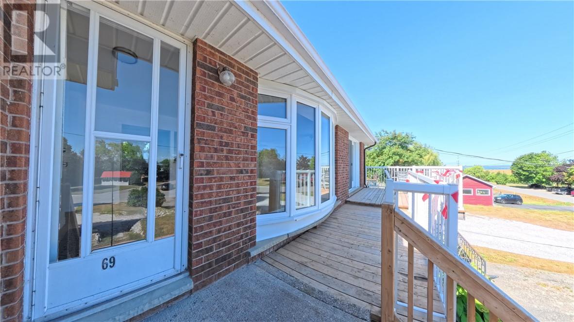 69 Robinson St W, Northeastern Manitoulin and the Islands, ON P0P 1K0