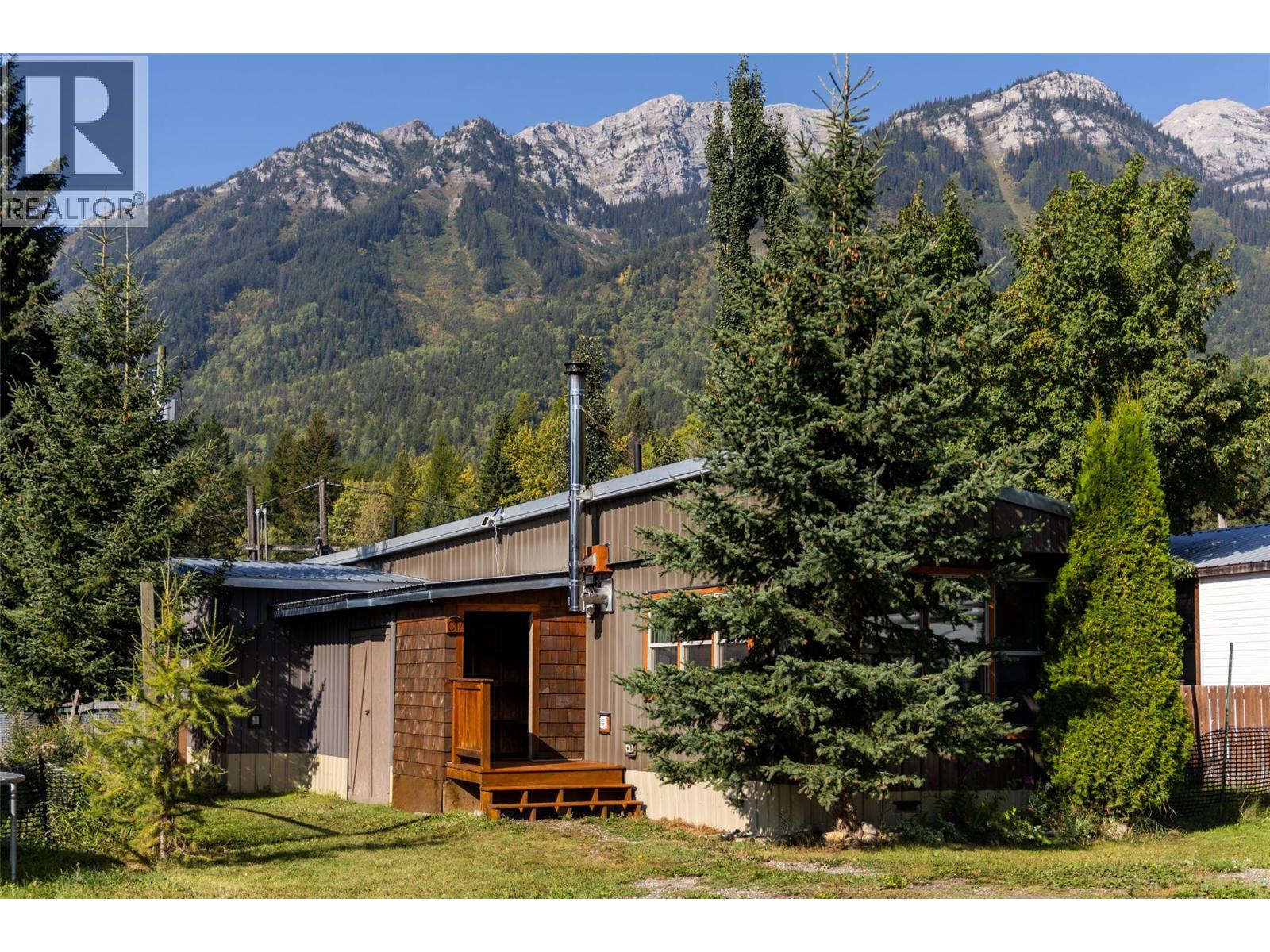 1333 Dicken Road Unit C17, Fernie, BC V0B 1M5