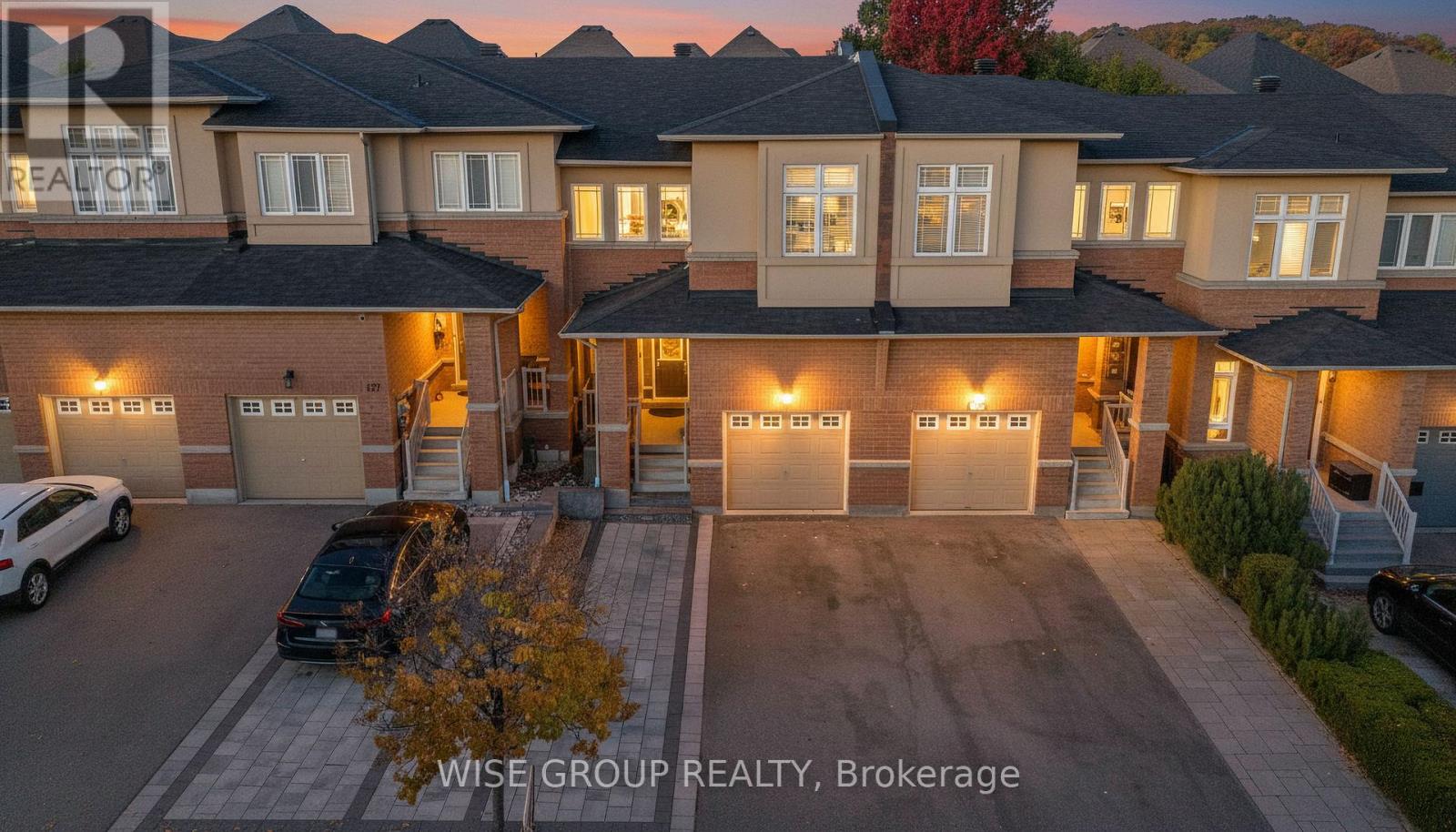 125 Mistywood Cres, Vaughan, ON L4J 9K2