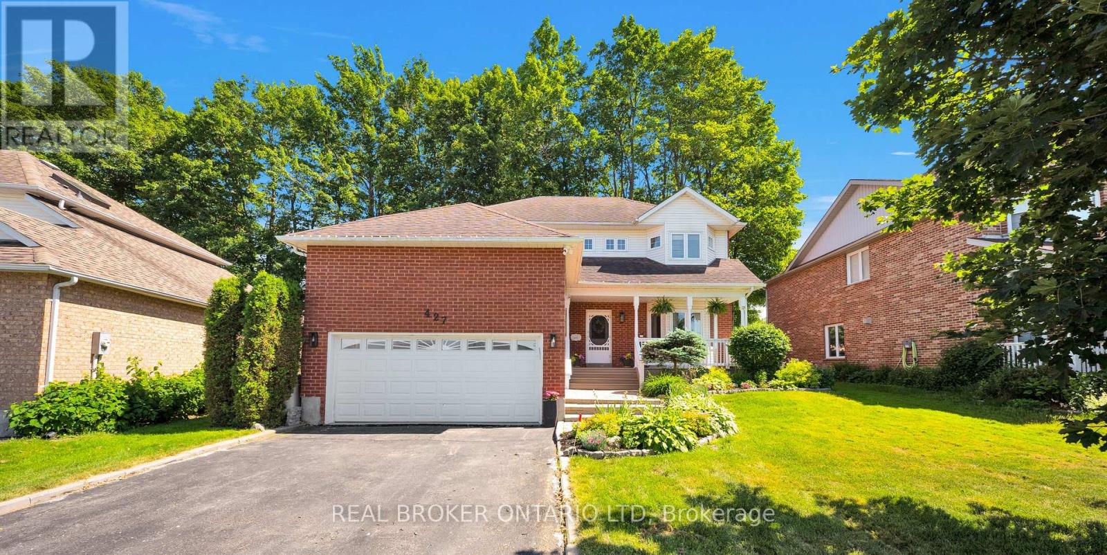 427 Olde Village Ln, Shelburne, ON L0N 1S2
