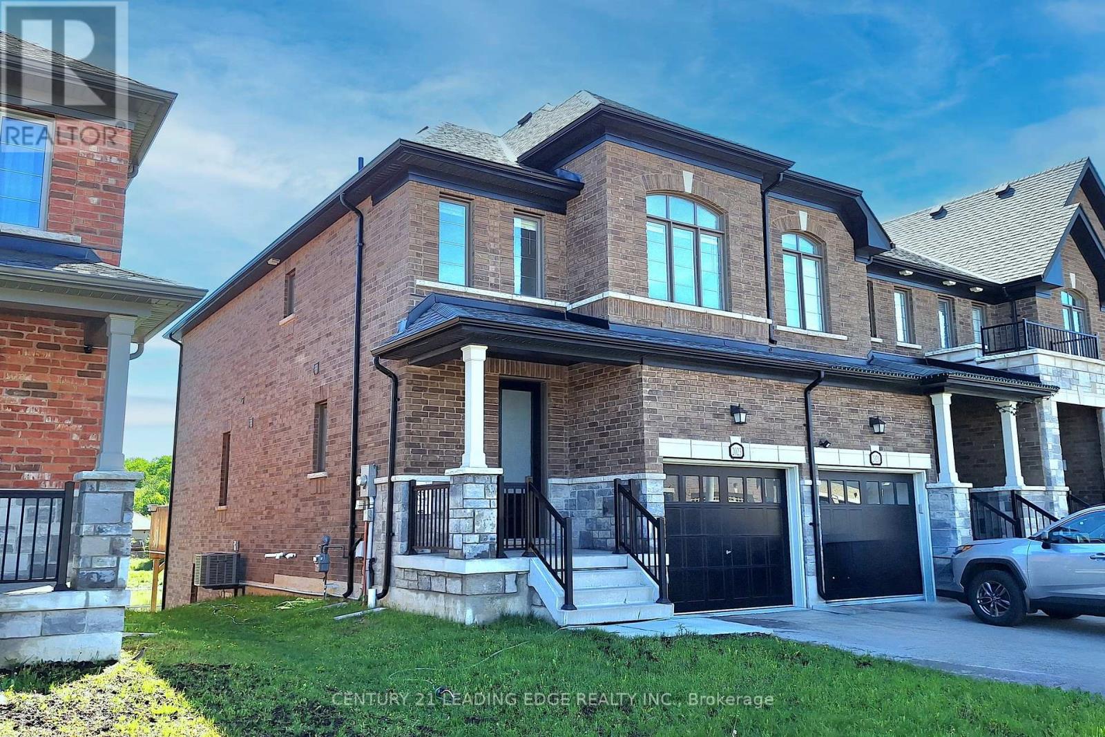 2023 Mullen St, Innisfil, ON L9S 0J8
