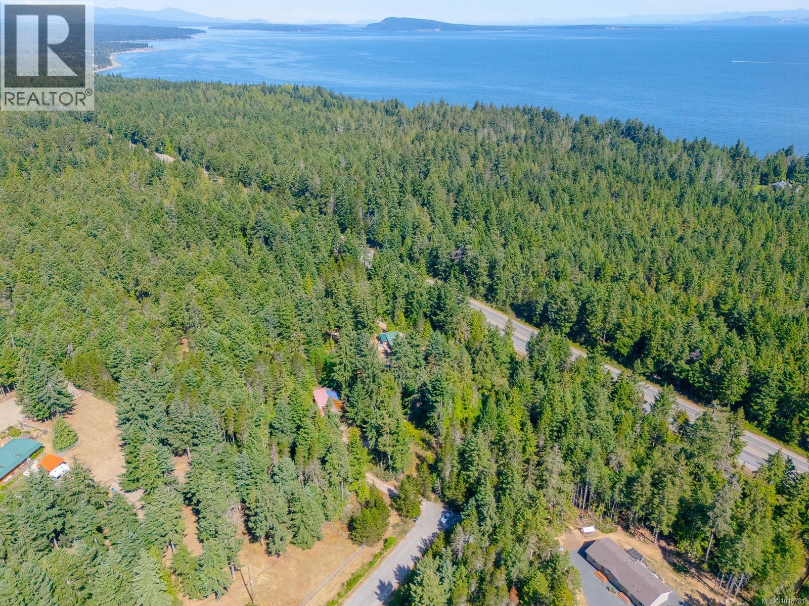 300 Oakdowne Rd, Qualicum Beach, BC V9K 2G1