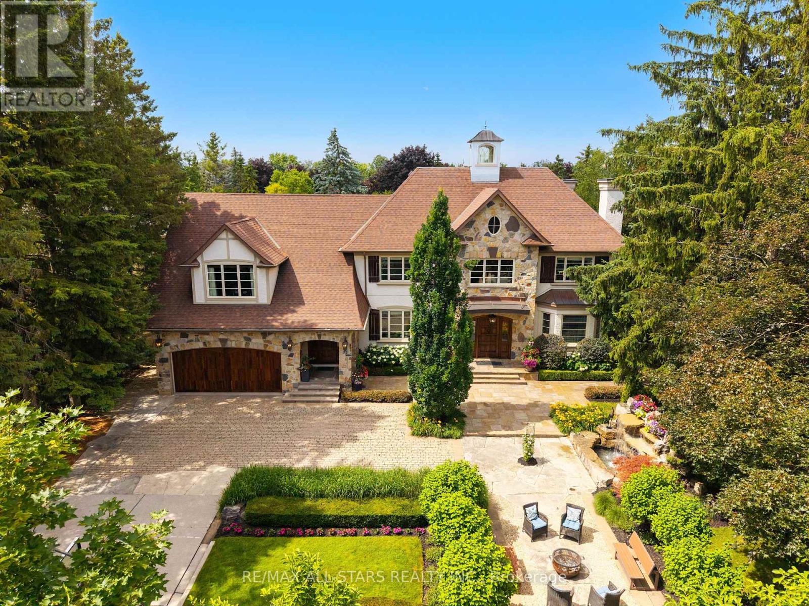 32 Wembley Ave, Markham, ON L3R 2A9