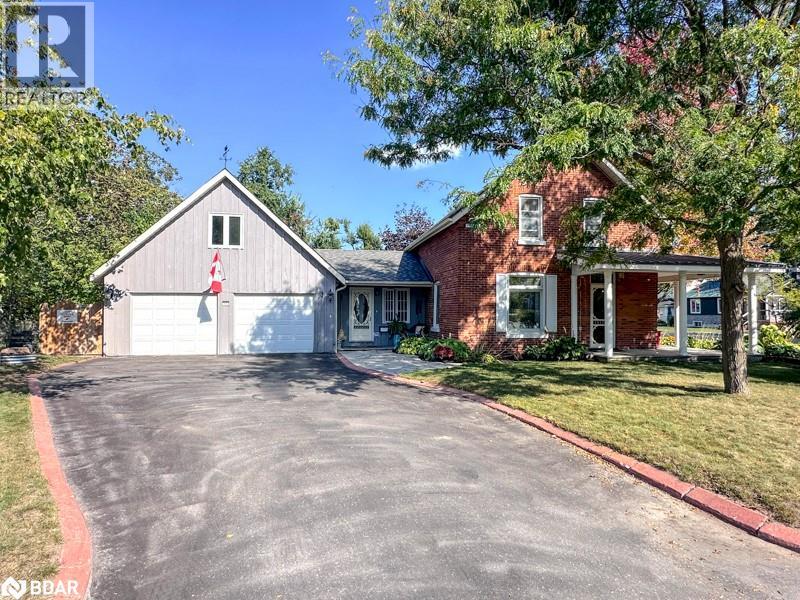 17 Frances St N, Barrie, ON L4N 1Z3