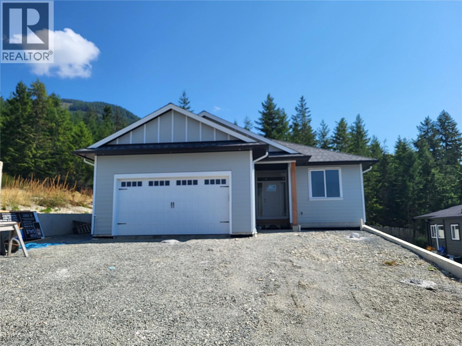 549 Mountain View Dr, Lake Cowichan, BC V0R 2G0