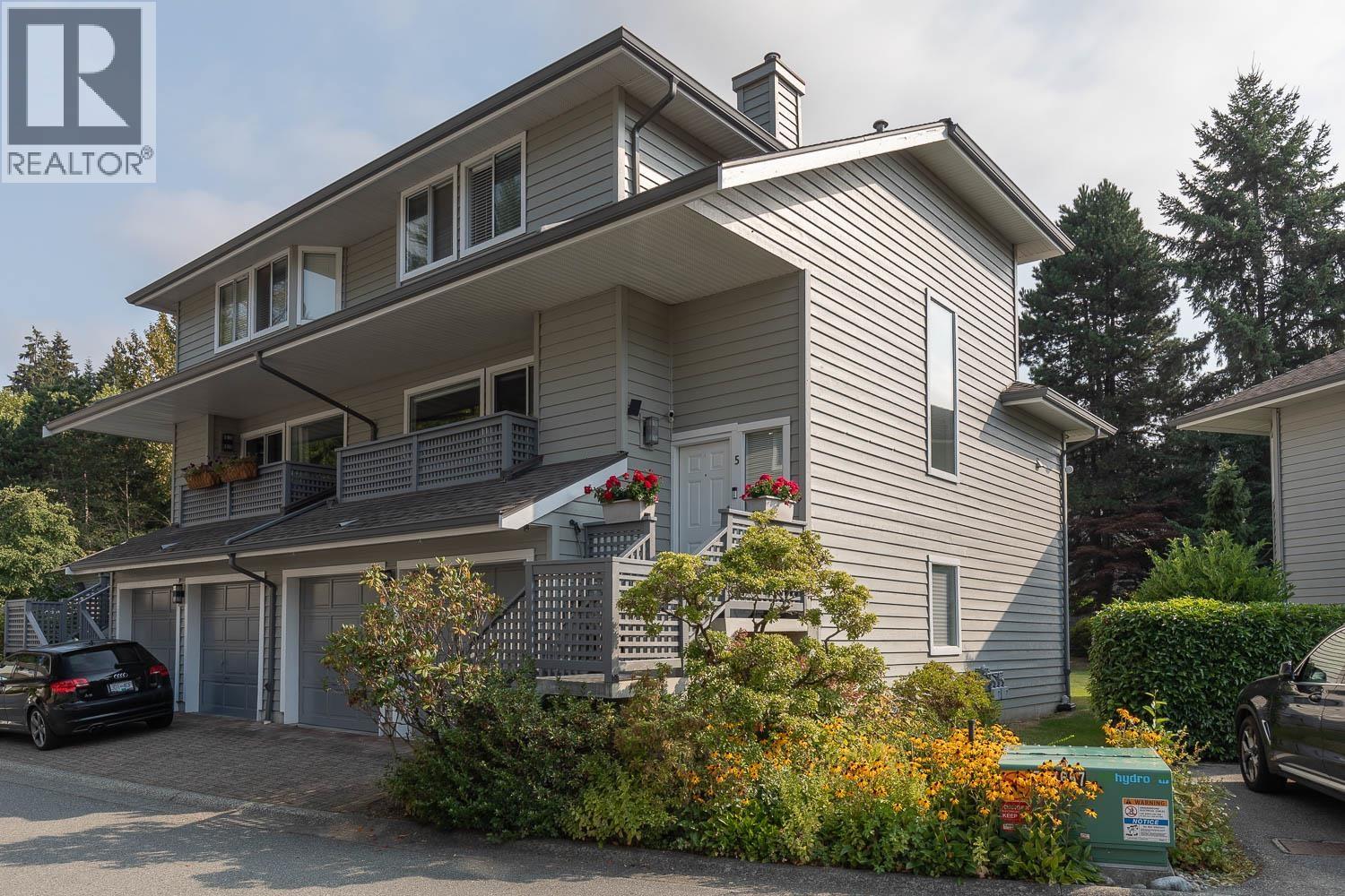 3634 Garibaldi Drive Unit 5, North Vancouver, BC V7H 2X5