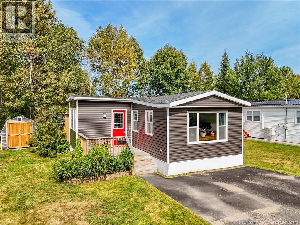 429 Osmond Ln, Fredericton, NB E3B 7L4