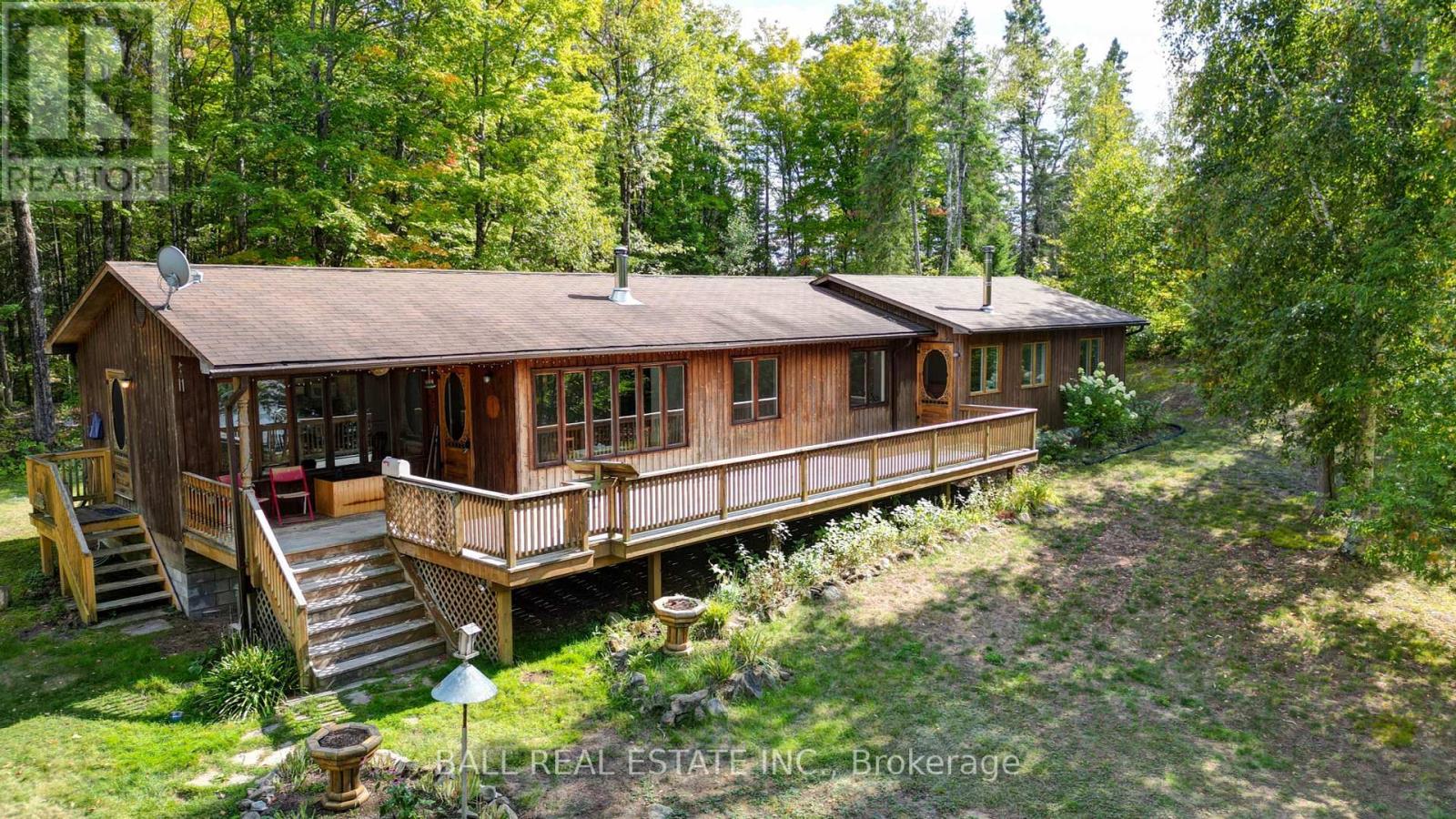 226 Peter Ln, Wollaston, ON K0L 1P0