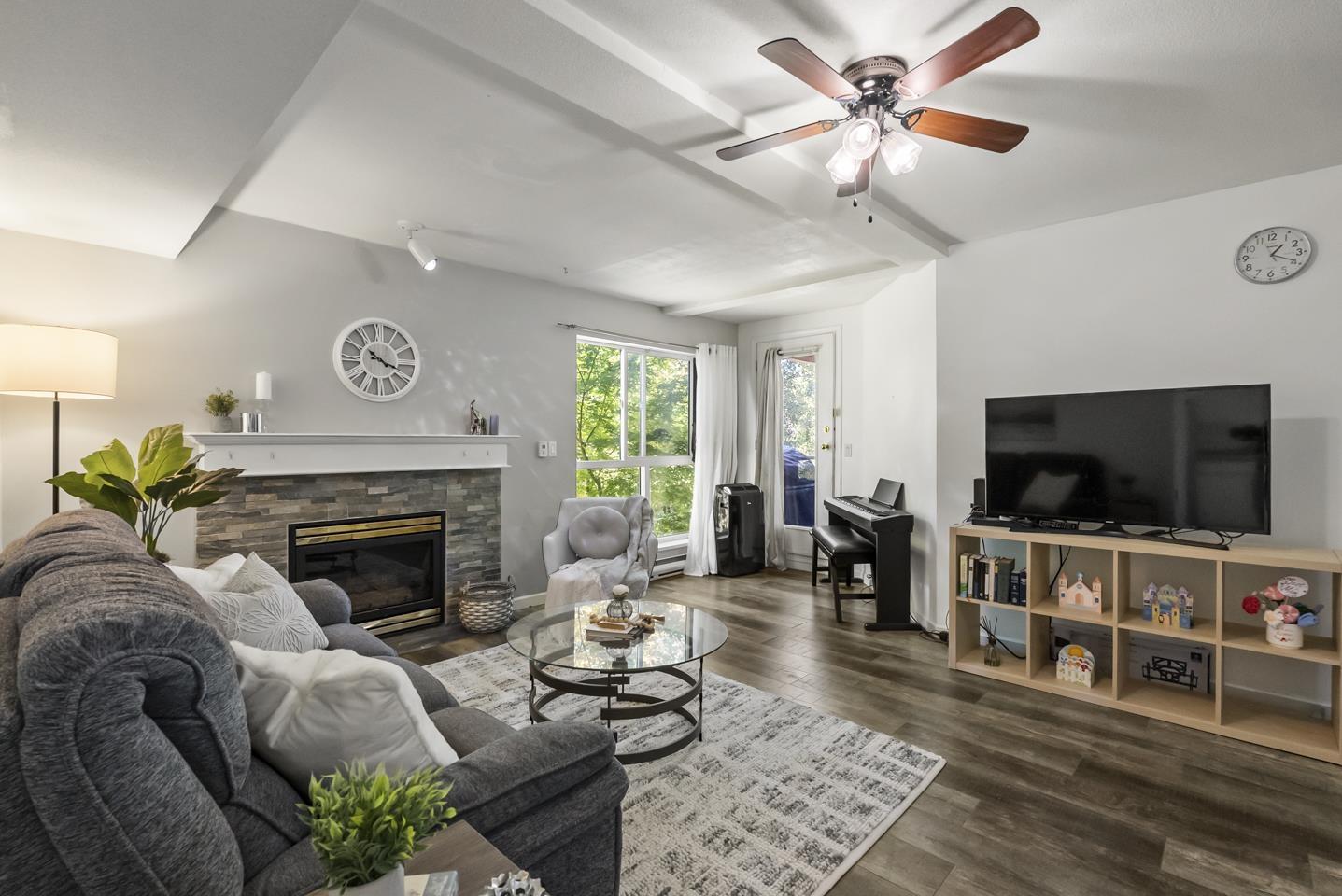 14980 101a Avenue Unit 202, Surrey, BC V3R 0T1