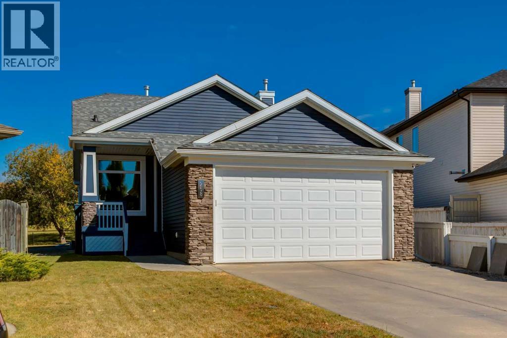 258 Millview Gdns SW, Calgary, AB T2Y 4A7