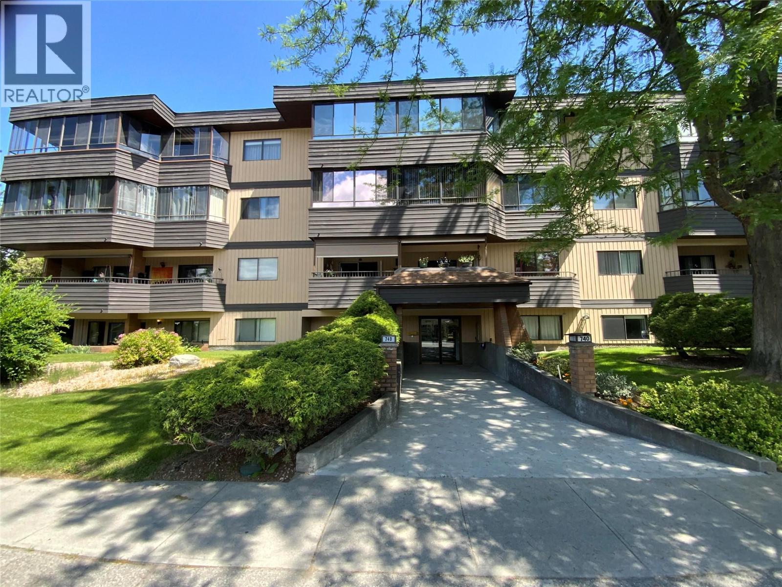 740 Winnipeg Street Unit 104, Penticton, BC V2A 5N3