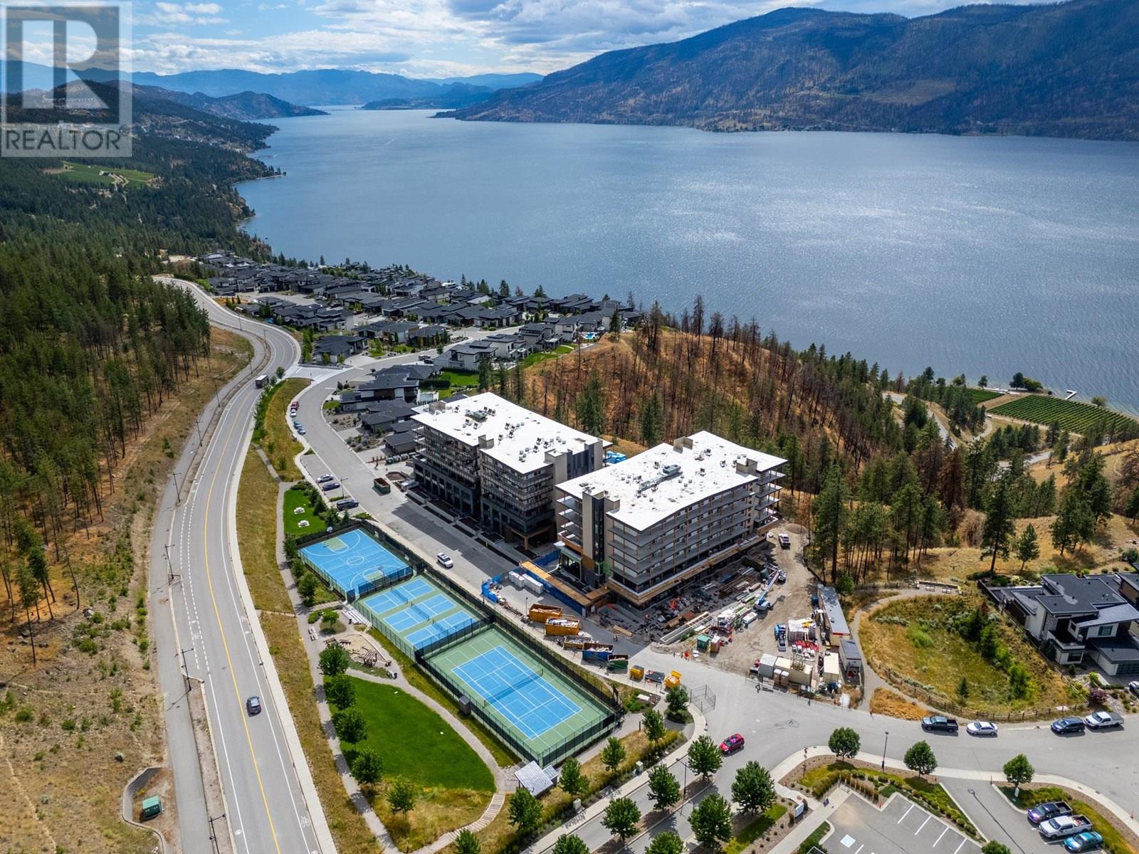 9654 Benchland Drive Unit 409, Lake Country, BC V4V 1N3