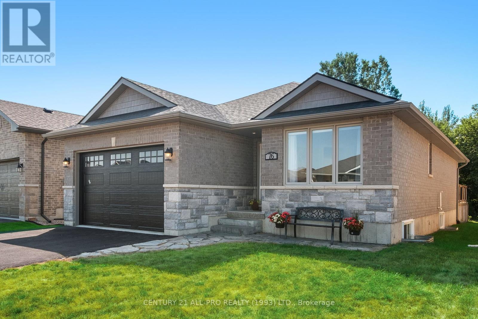 76 Royal Gala Dr, Brighton, ON K0K 1H0
