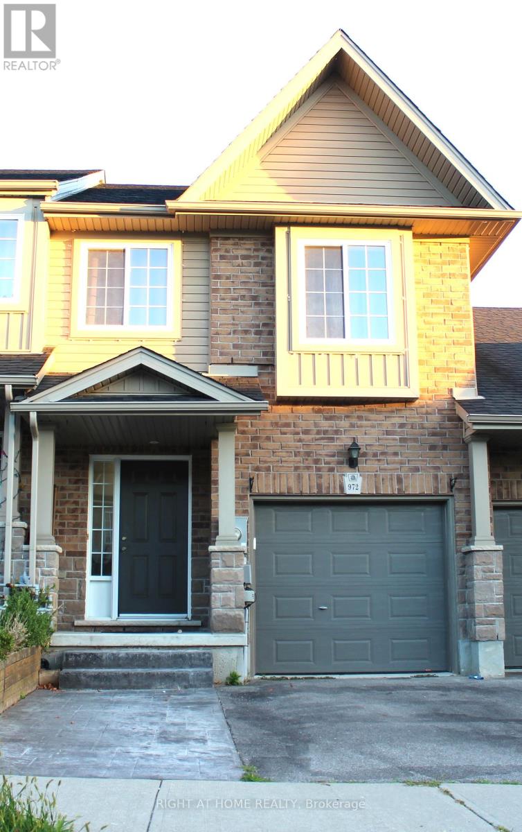 972 Zeller Cres, Kitchener, ON N2A 0C9