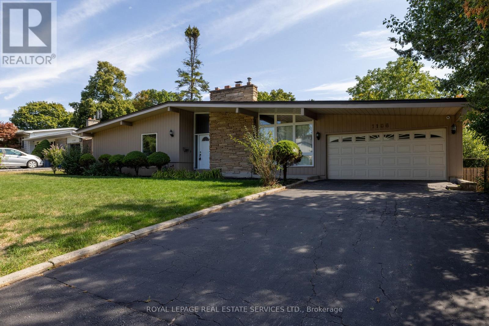 1106 Falgarwood Dr, Oakville, ON L6H 1N9