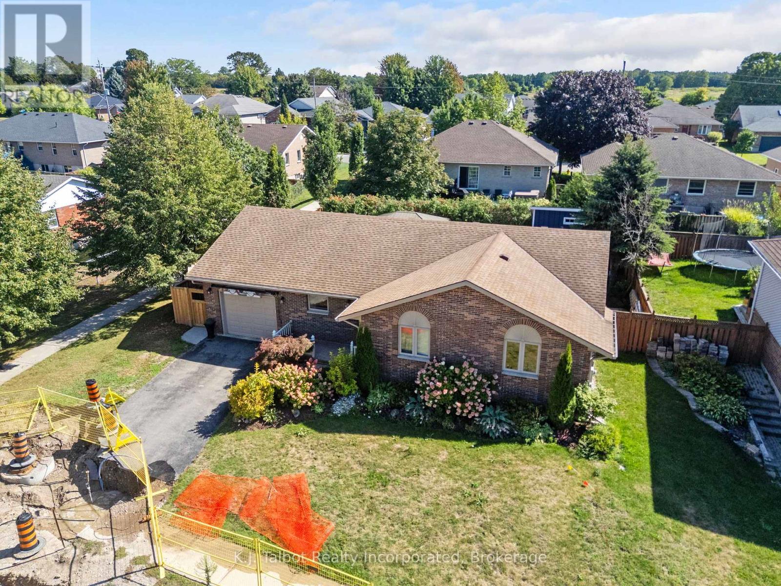 47 Suncoast Dr W, Goderich, ON N7A 4H1