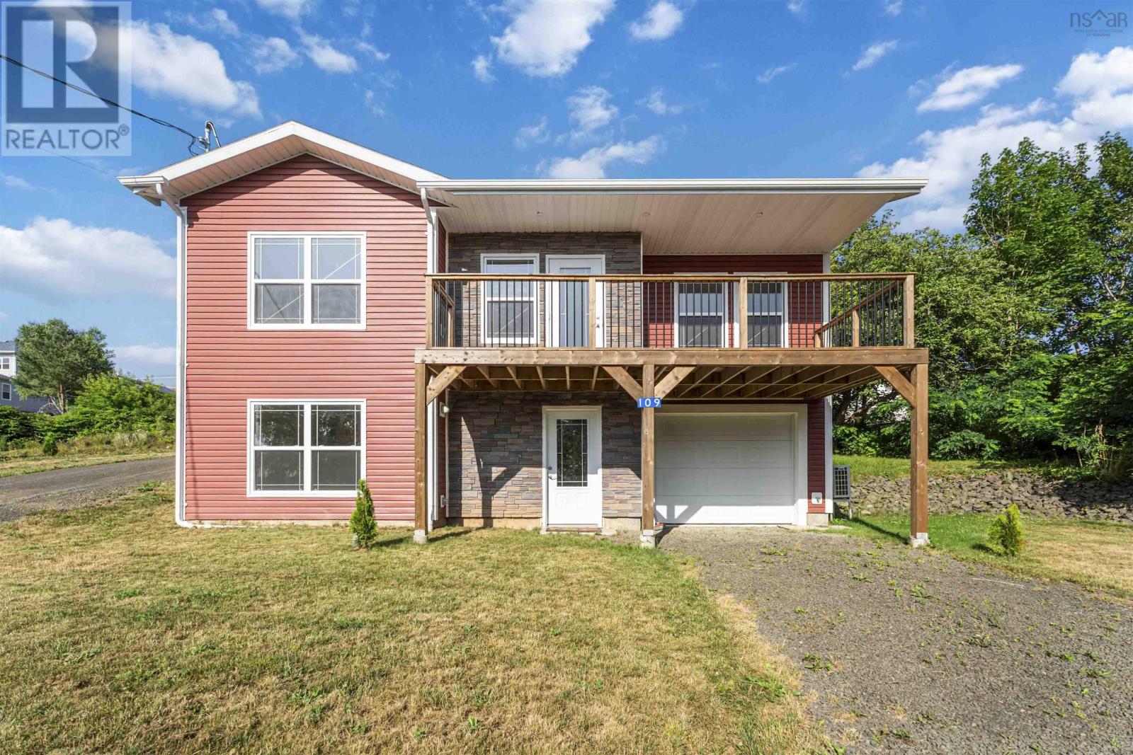 109 Second Ave, Digby, NS B0V 1A0