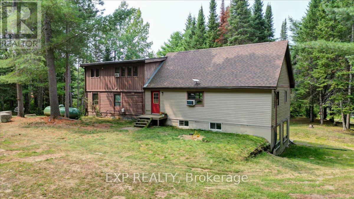 20 Egan Ln, Bancroft, ON K0L 2L0
