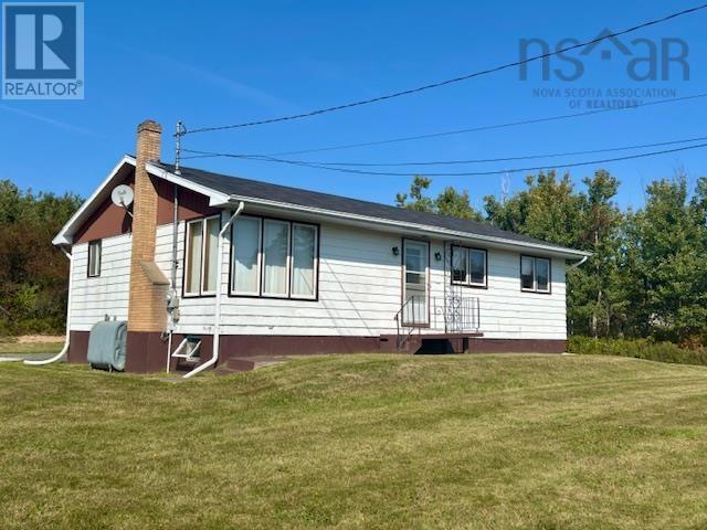 2695 Lingan Rd, Lingan, NS B1H 5E7