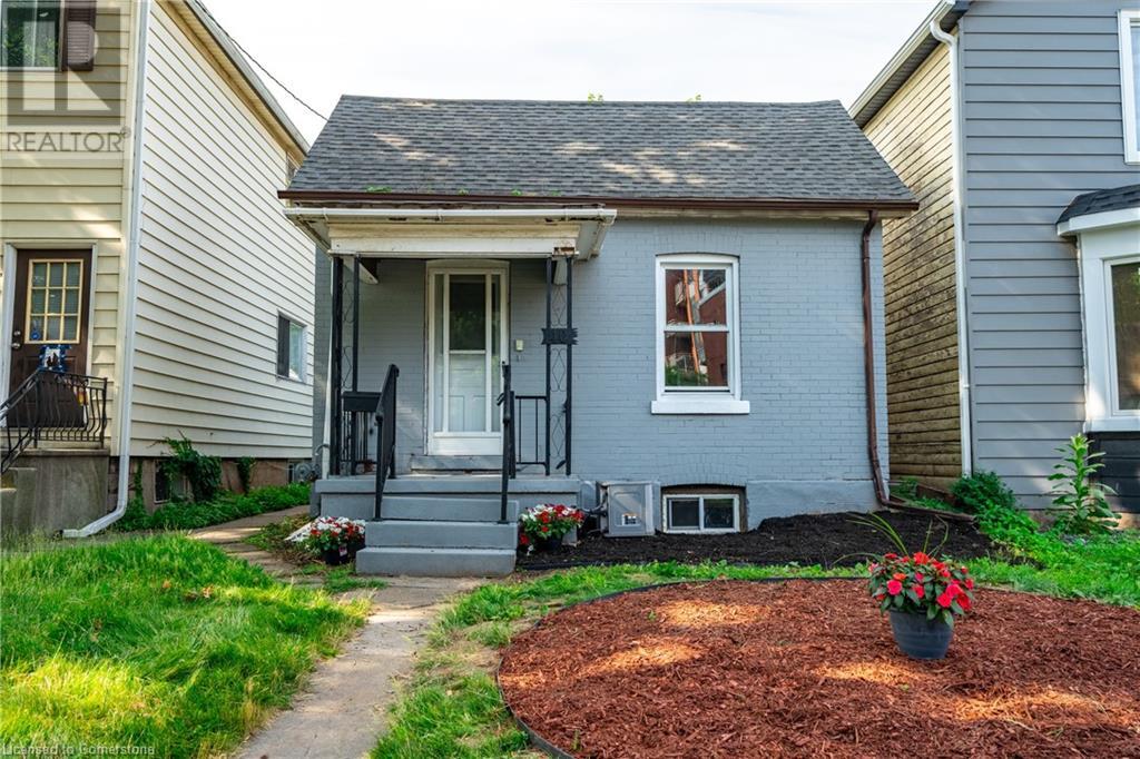 40 Aikman Ave, Hamilton, ON L8M 1P7