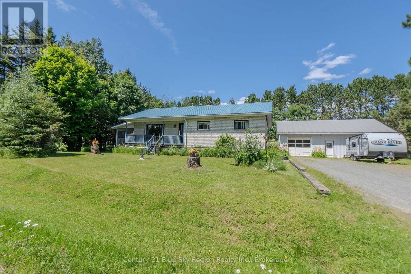 9 Dupras St, West Nipissing River Valley, ON P0H 2C0