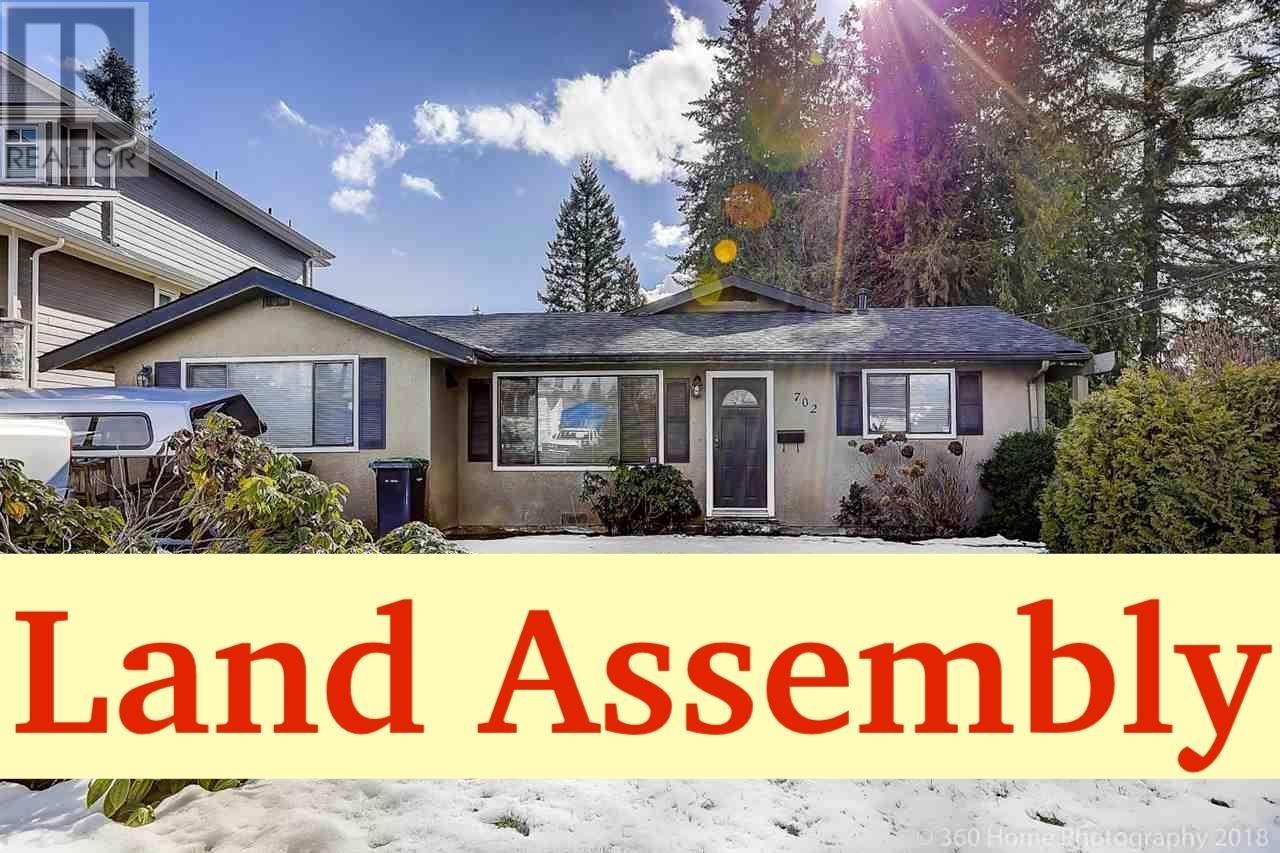 702 Regan Ave, Coquitlam, BC V3J 3A6
