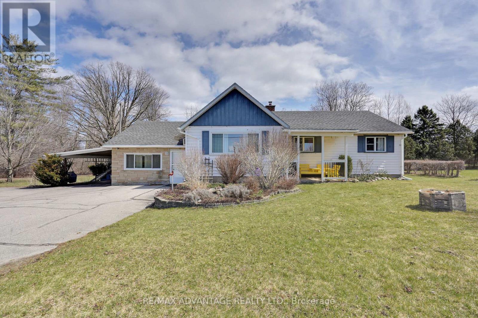 2678 Dorchester Rd, Thames Centre, ON N0L 1G5