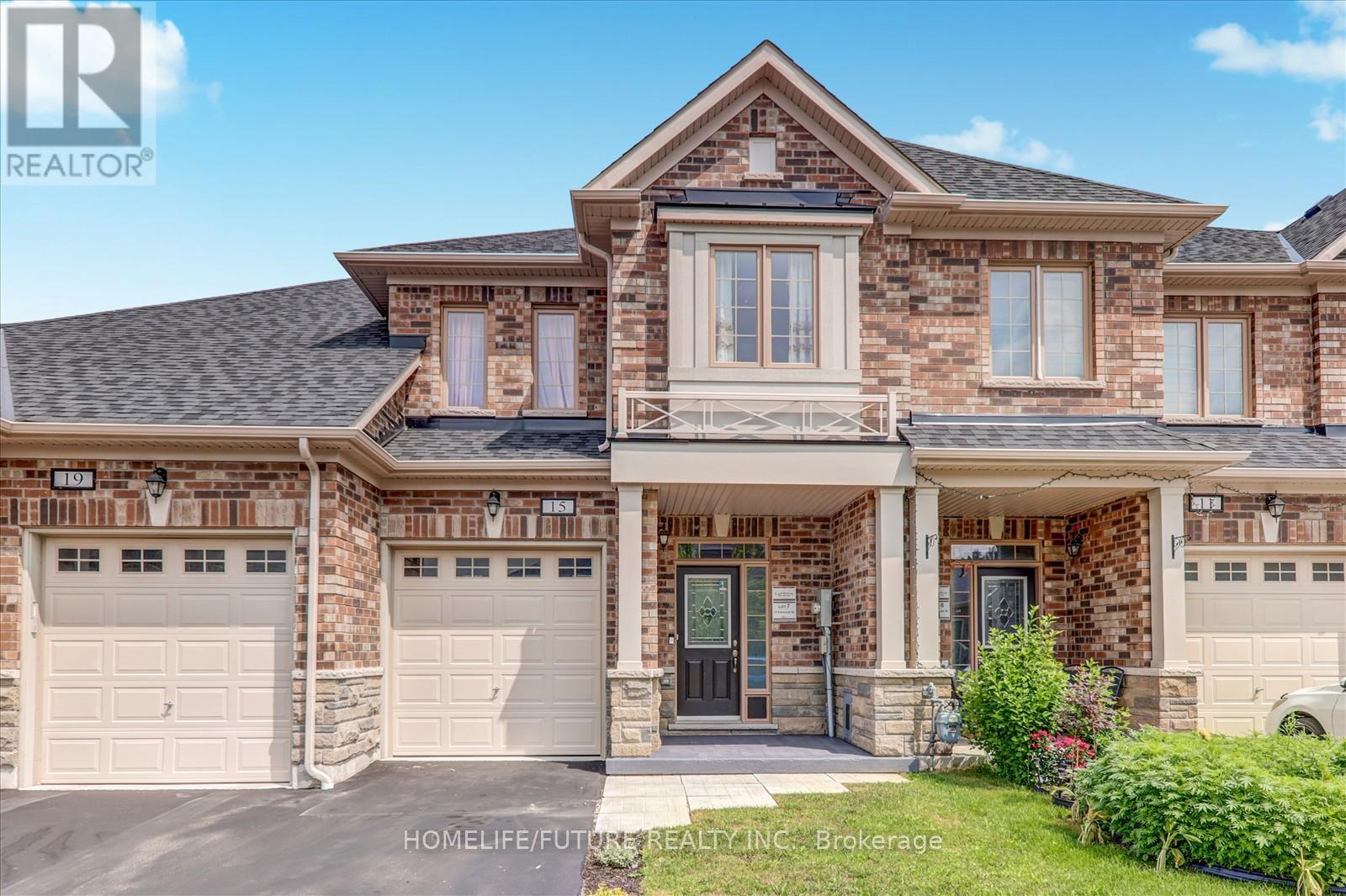 15 Elmhurst St, Scugog, ON L9L 0C6