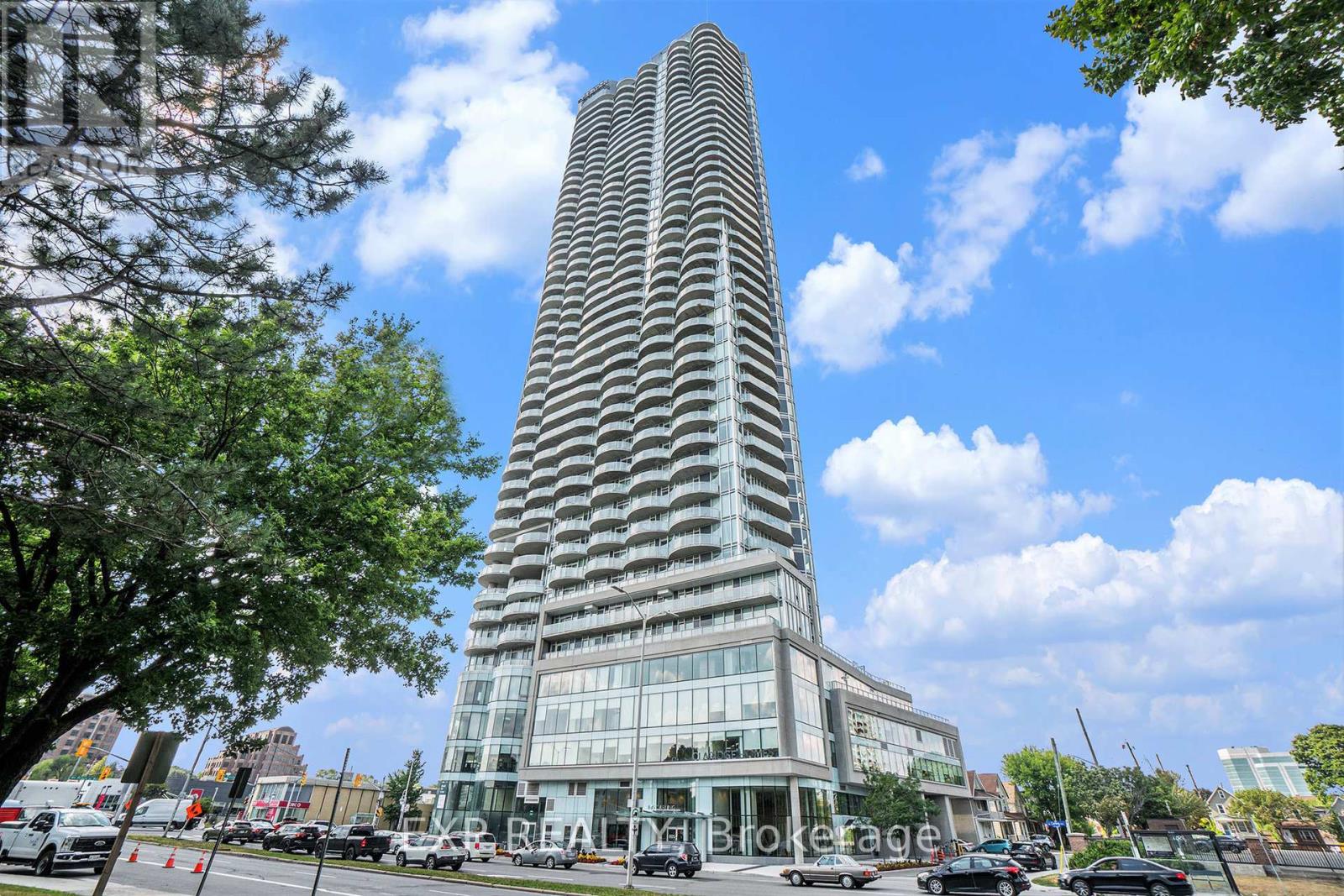 907 805 Carling Ave, Ottawa, ON K1S 5W9