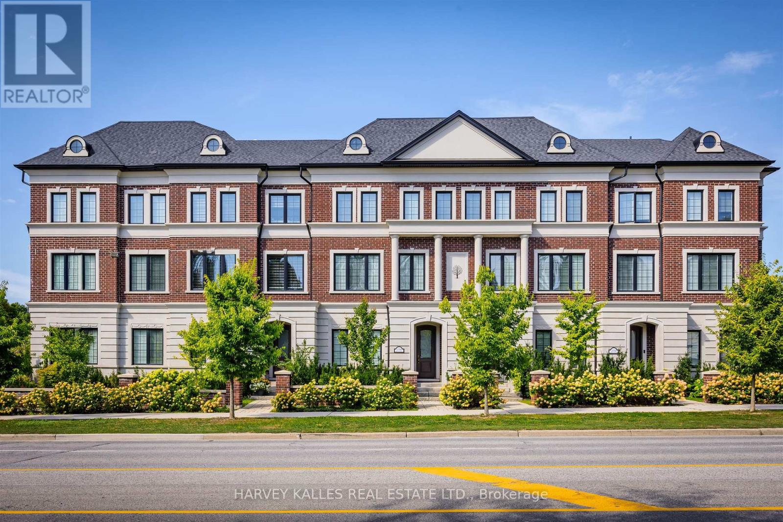 2638 Bayview Ave #a, Toronto, ON M2L 1B6