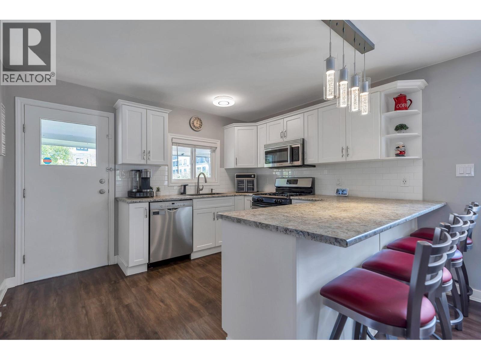 221 Lebleu St, Coquitlam, BC V3K 4L7