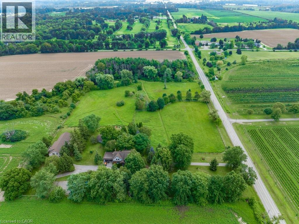 682 Westover Rd, Flamborough, ON L8B 1R5