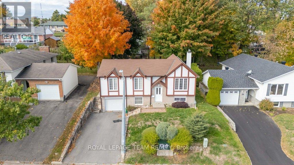 476 Laurier Blvd, Brockville, ON K6V 6C5