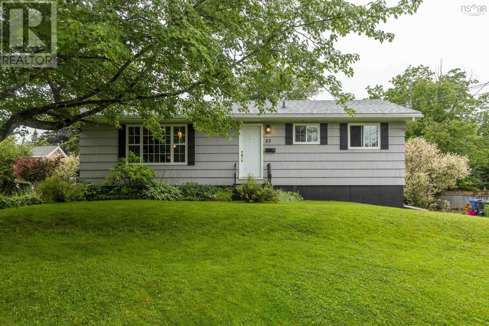 23 Odell Dr, Cole Harbour, NS B2W 3T3