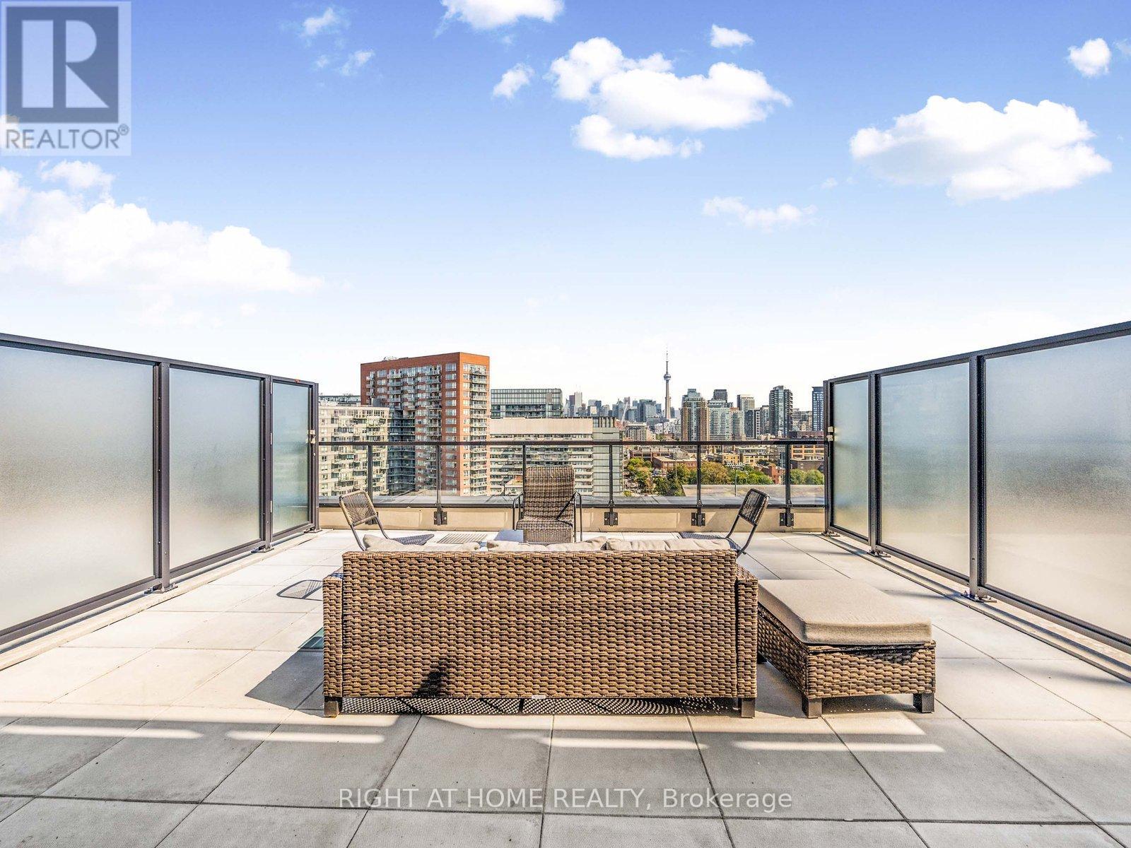 285 Dufferin St #1206 St, Toronto South Parkdale, ON M6K 0J2