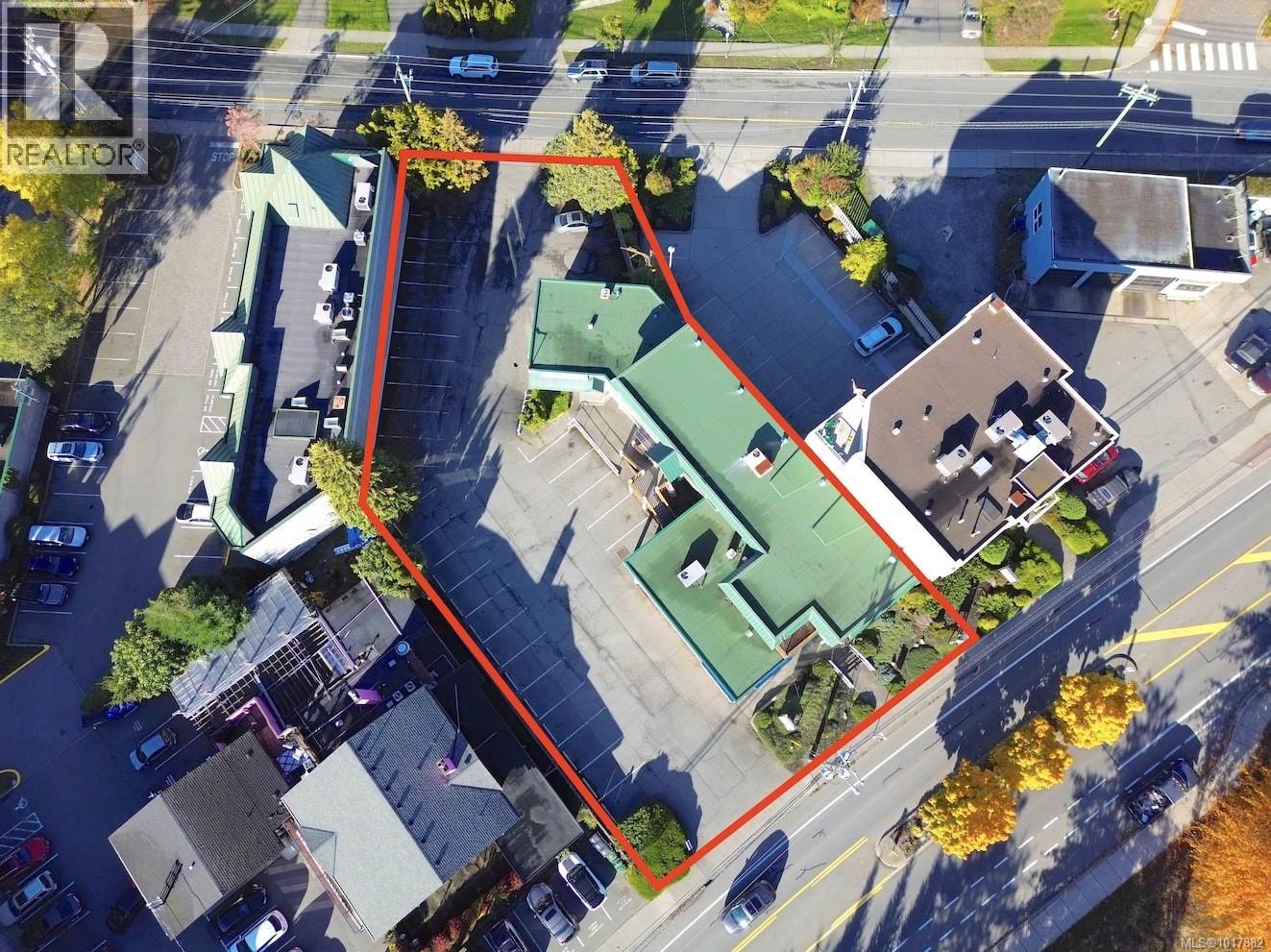 4500 W Saanich Rd, Saanich, BC V8Z 5L3
