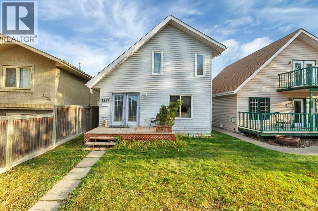 50 Avenue Unit 3327, Sylvan Lake, AB T4S 1A9