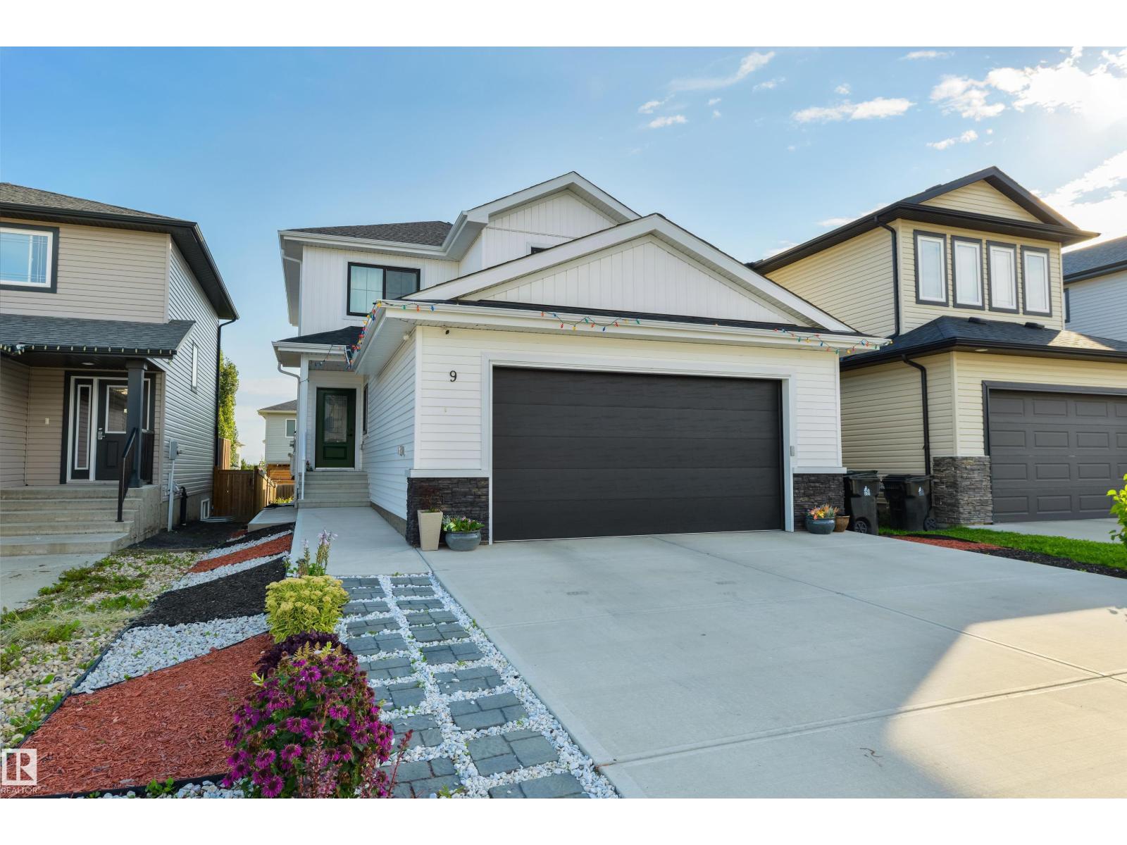 9 Hull Wd, Spruce Grove, AB T7X 4P7
