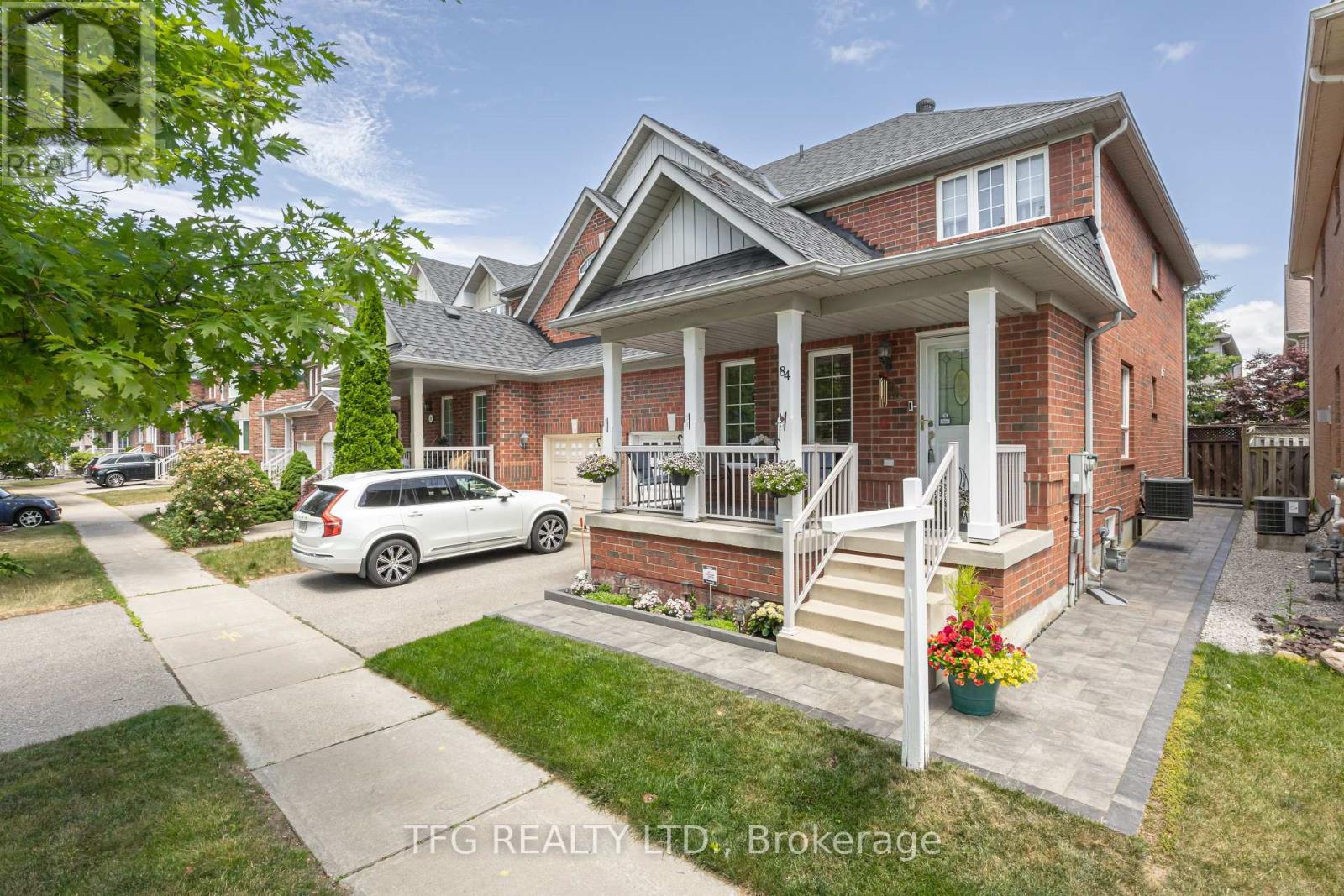 84 Stotts Cres, Markham, ON L6E 1T2