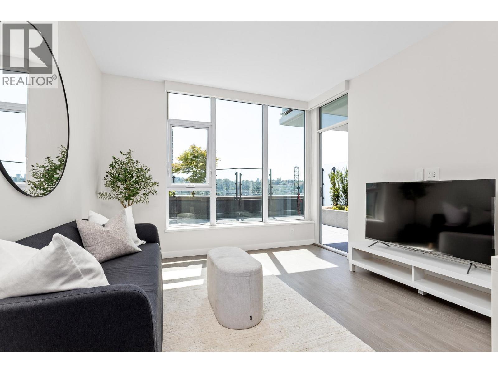 2186 Gilmore Avenue Unit 601, Burnaby, BC V5C 0N7