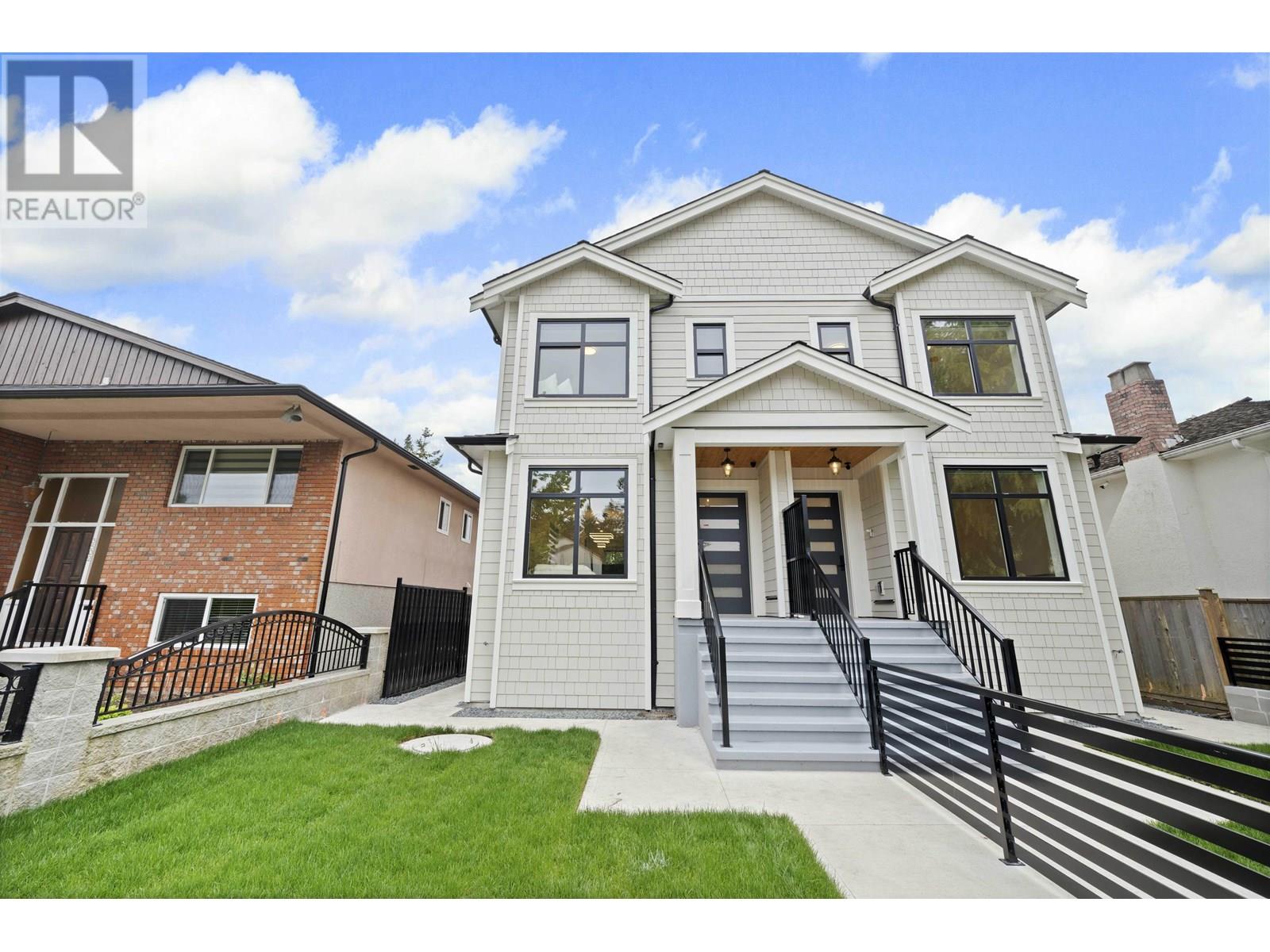 3498 E 49th Ave, Vancouver, BC V5S 1M2
